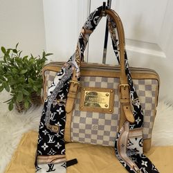 Authentic LOUIS VUITTON Damier Azur Berk