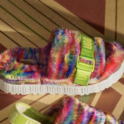 UGG® Fluffita Pixelate Slide Sandal