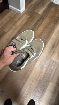 Vans men size 8