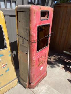 Old Gas Pump Body (shell)