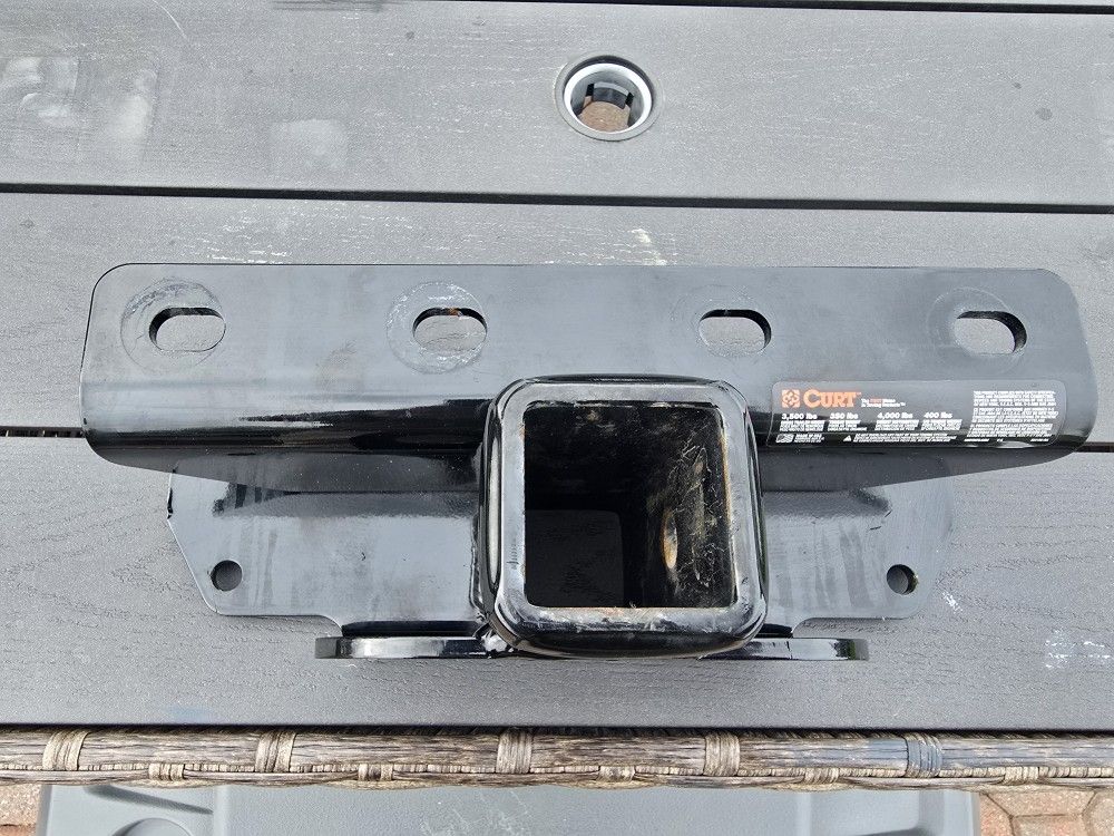 Jeep Wrangler. Curt Trailer Hitch Receiver - 2"