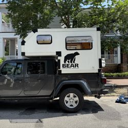 BEAR Adventure Vehicles Black Bear 5.0