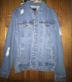 Jean jacket guys size L