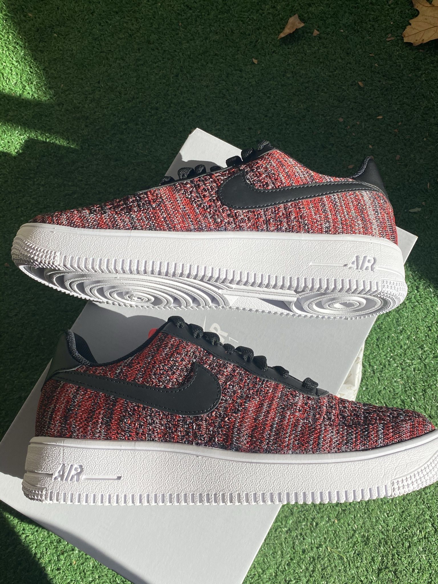 Nike Air Force 1. ‘Flyknit’ Size 8