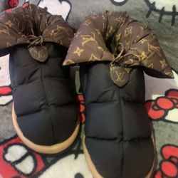 Louis Vuitton Women’s Pillow Comfort Shell Boots 