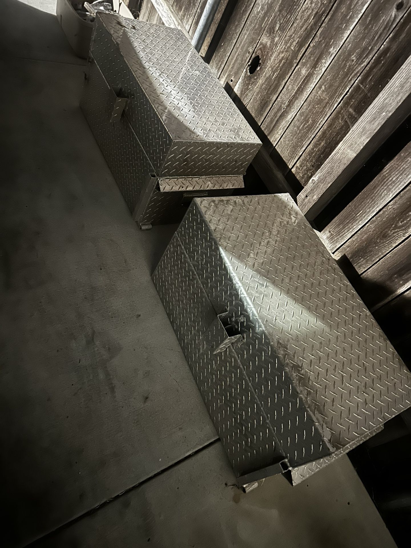 Aluminum storage bins