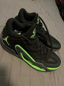 Air Jordan Tatum 1 Green strike size 10