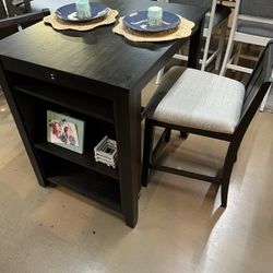 3pc Counter Height Dinette 