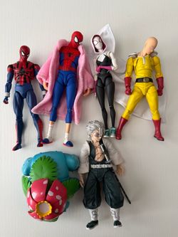 Mixed Action Figure Lot – Marvel & Anime