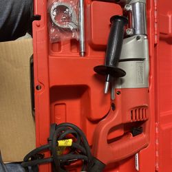 Milwaukee Angle Drill