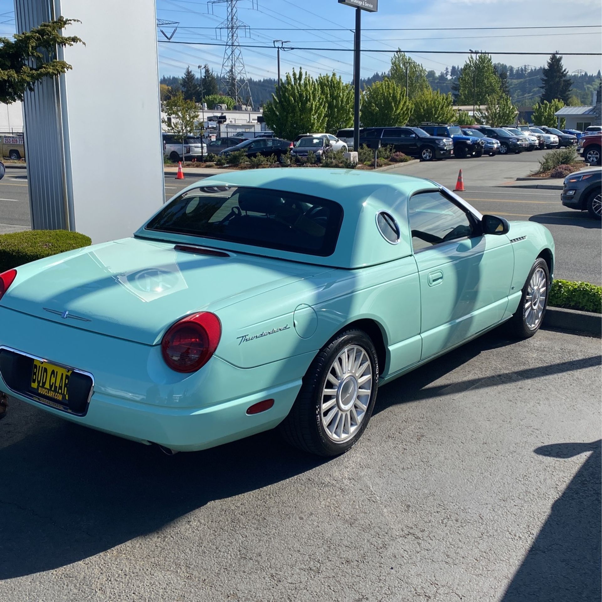 2004 Ford Thunderbird