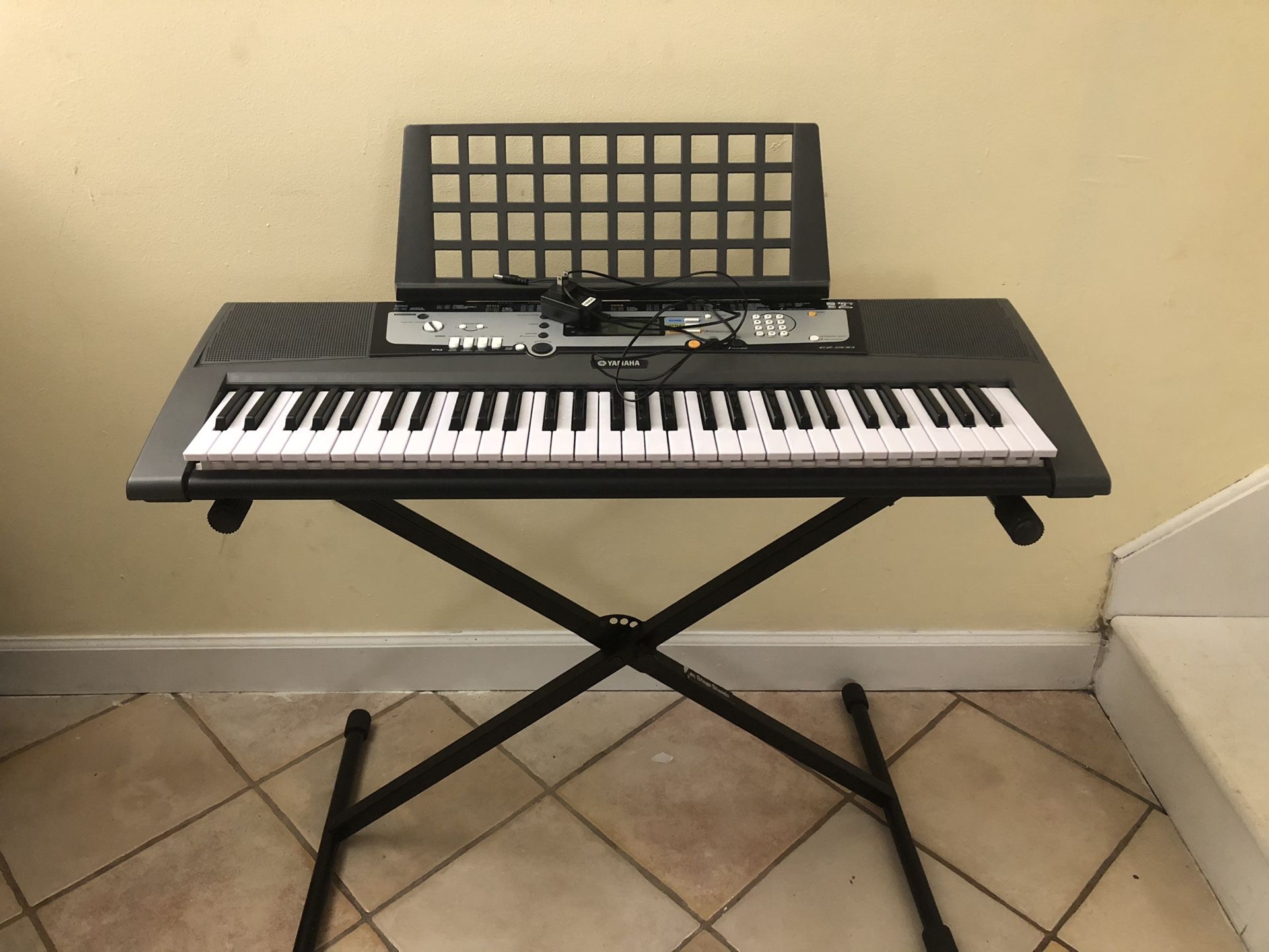 Yamaha EZ-200