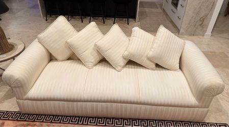 White cream couch