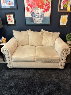 68” Love seat