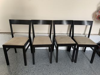 Set of 4 chairs