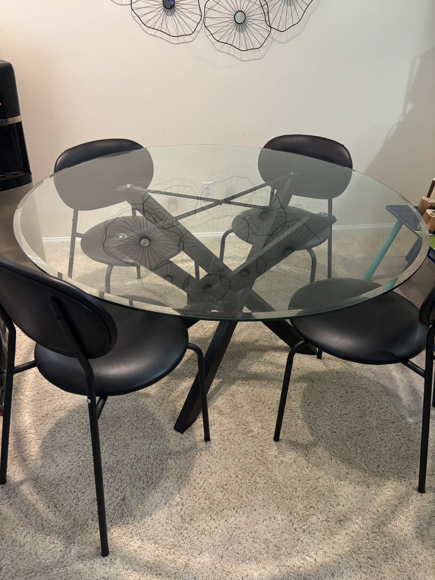 Dining Table Seats 4