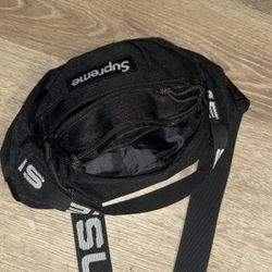 Supreme Fanny Pack 