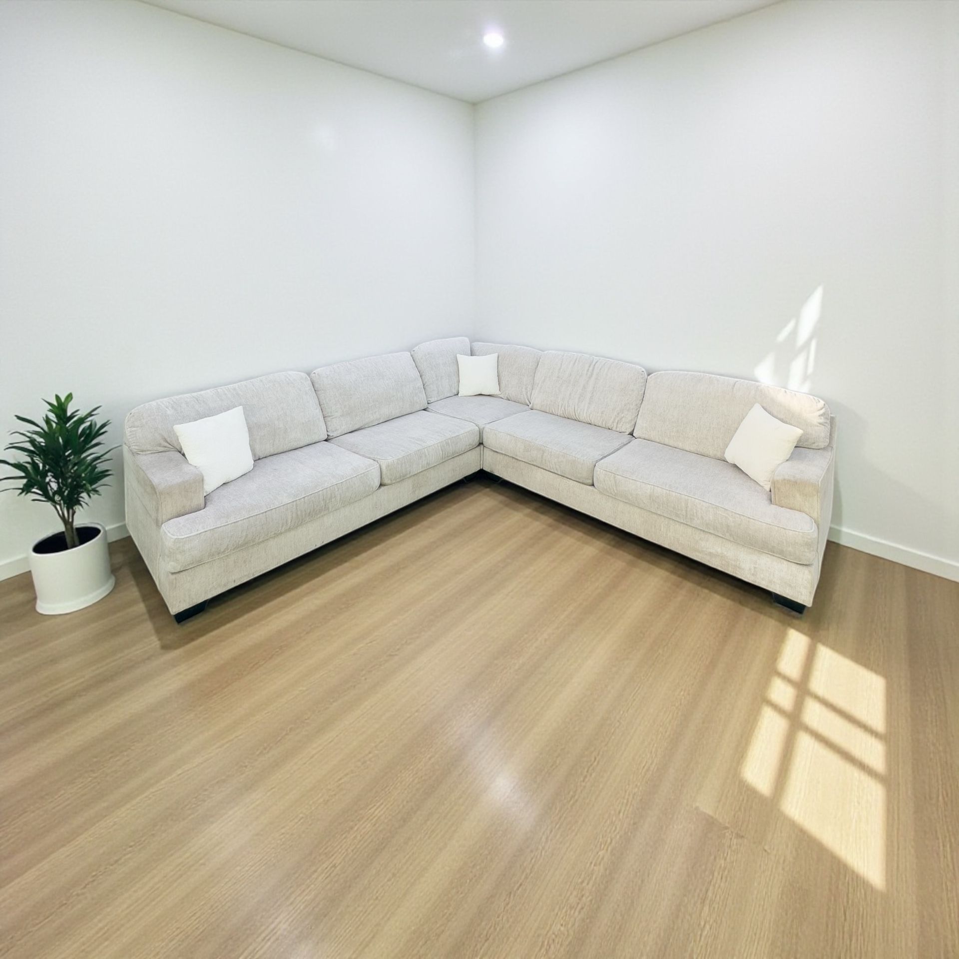 DELIVERY! 🚚  Ashley Furniture Oversized Light Gray Sectional – Super Plush & Comfy!