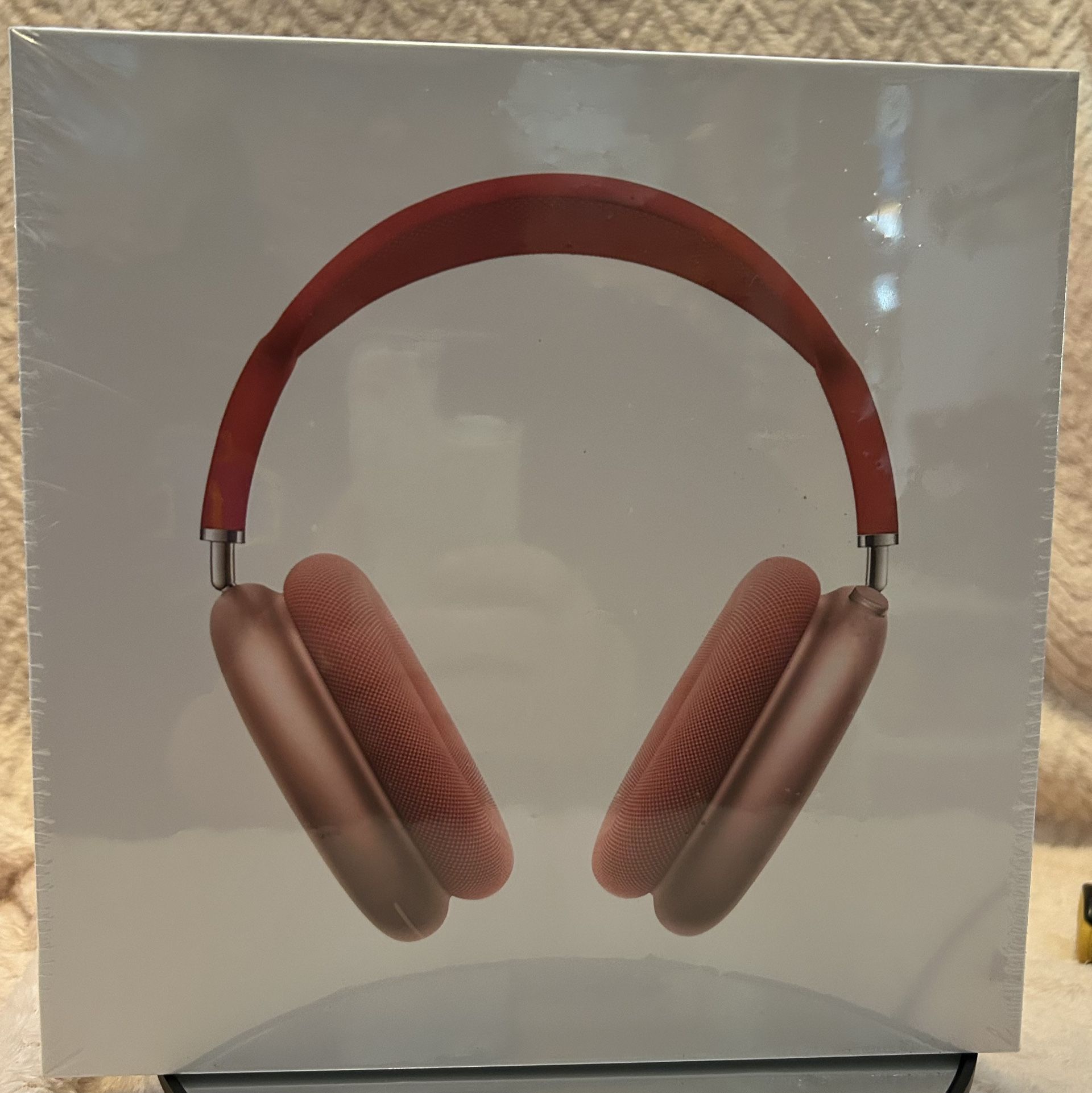 Red Wireless Headphones with a case for headphones*NEW IN UNOPENED BOX* 