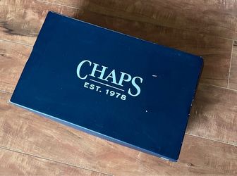 New Chaps men‘s Shoe，10.5