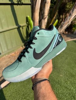 Nike Kobe 4 Protro Girl Dad Size 10