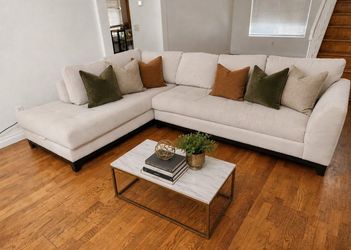 Like New Sectional!