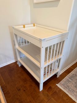 IKEA changing table
