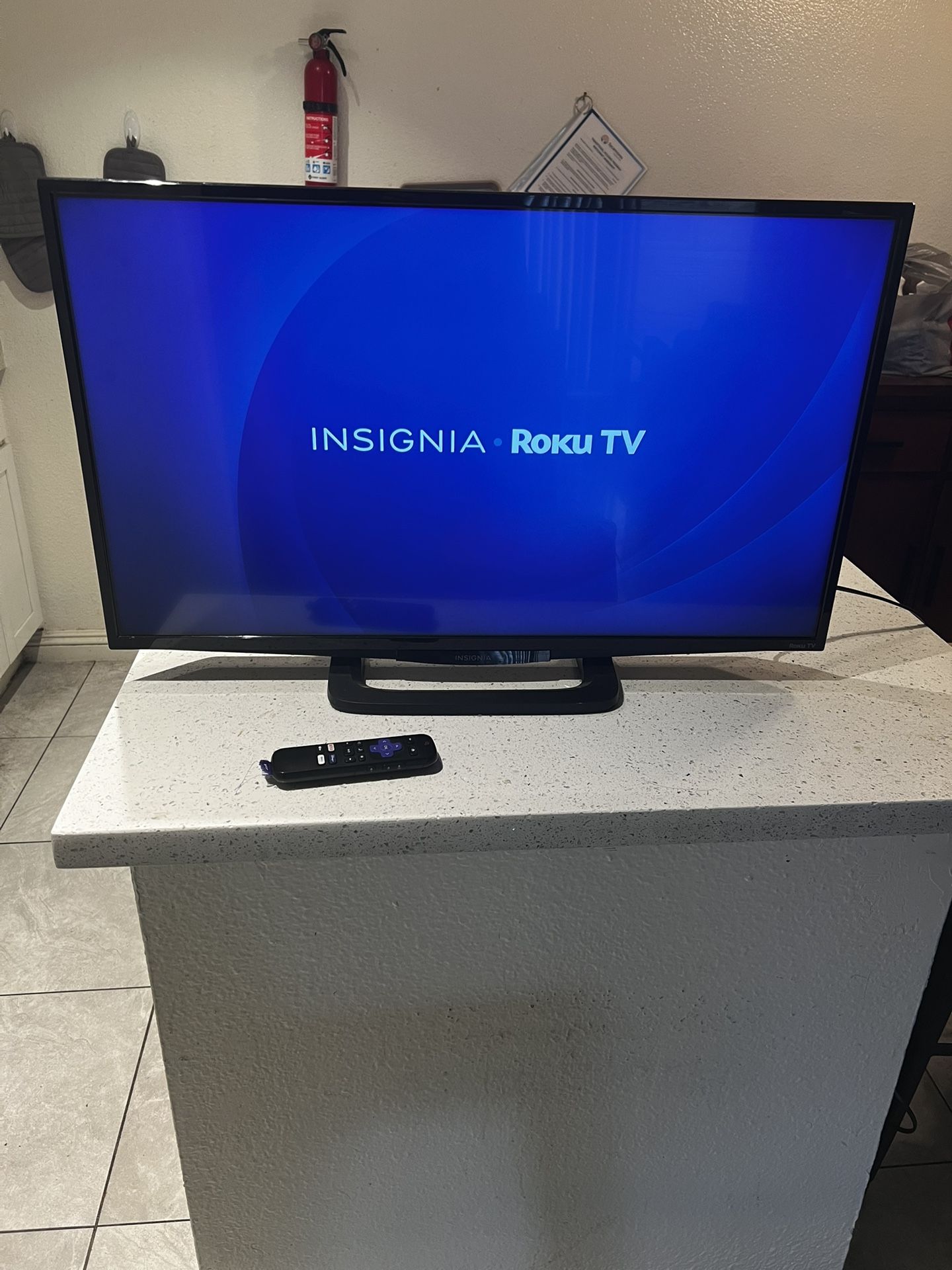 35” Roku TV