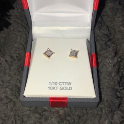 10k Yellow Gold Stud Earrings Lab Grown Diamonds 