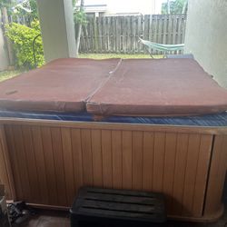 Hot Tub For Sale 