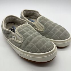 Vans Ultracush Sherpa Slip-On Slippers for Women Size 9.5 Quilted Cream/Beige
