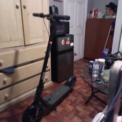 Ninebot F2 Kick E- Scooter