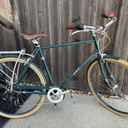 Public Bikes V7 7-speed diamond frame city bike🤙🏻.   Like New Condition….$599 MSRP. Size: Med-large