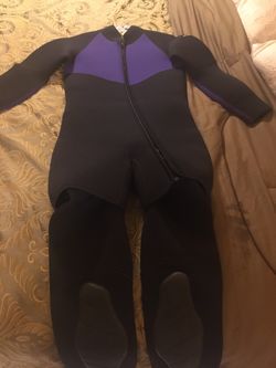 Dive suit
