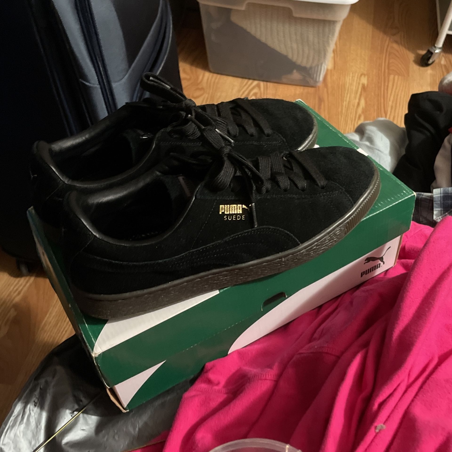 Puma Suede Classic, Black, Size 10.5 US Great Condition