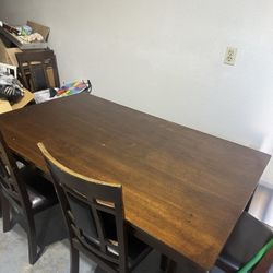 Dinning Table 