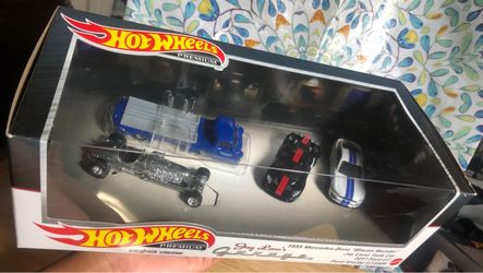 Sealed Hot Wheels Premium Jay Leno's Garage 4-Car Set