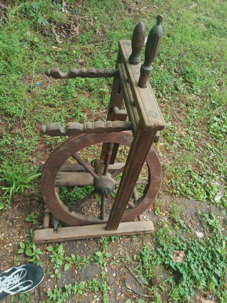 Antique Spinning Wheel
