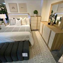 Bedroom Set 4 pcs new wood  new set bed set Led Bed