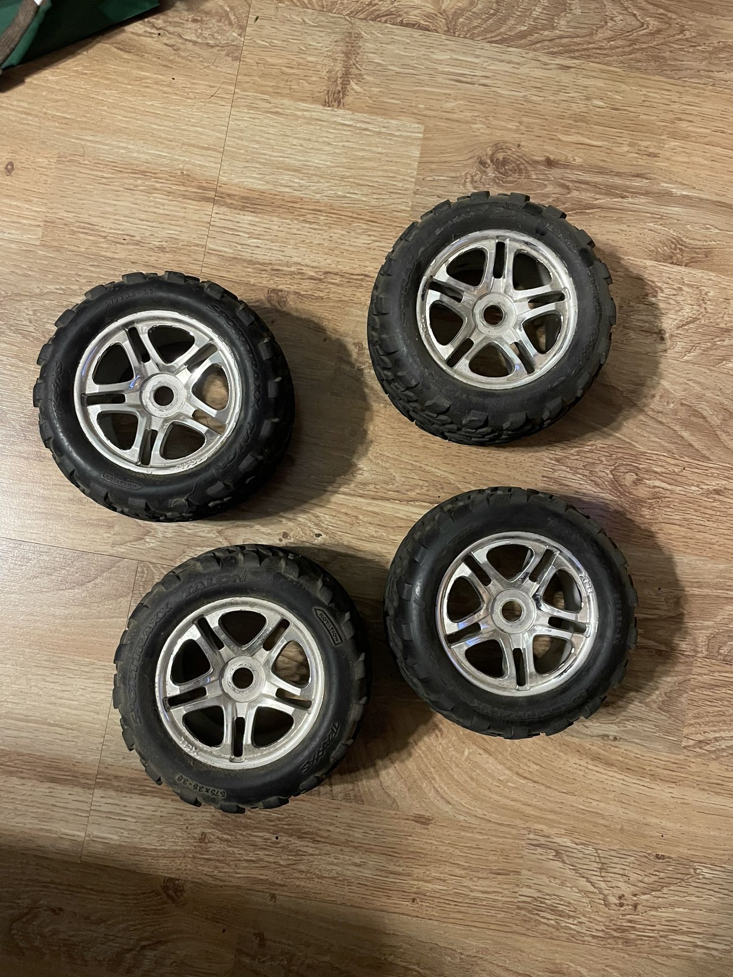 RC RADIO CONTROL CAR TRUCK WHEELS AND TIRES RC RADIO CONTROL CAR TRUCK WHEELS AND TIRES