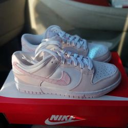 Nike Dunk Low...(Pink Paisley)