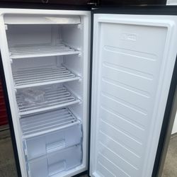 Garage Ready standing Freezer