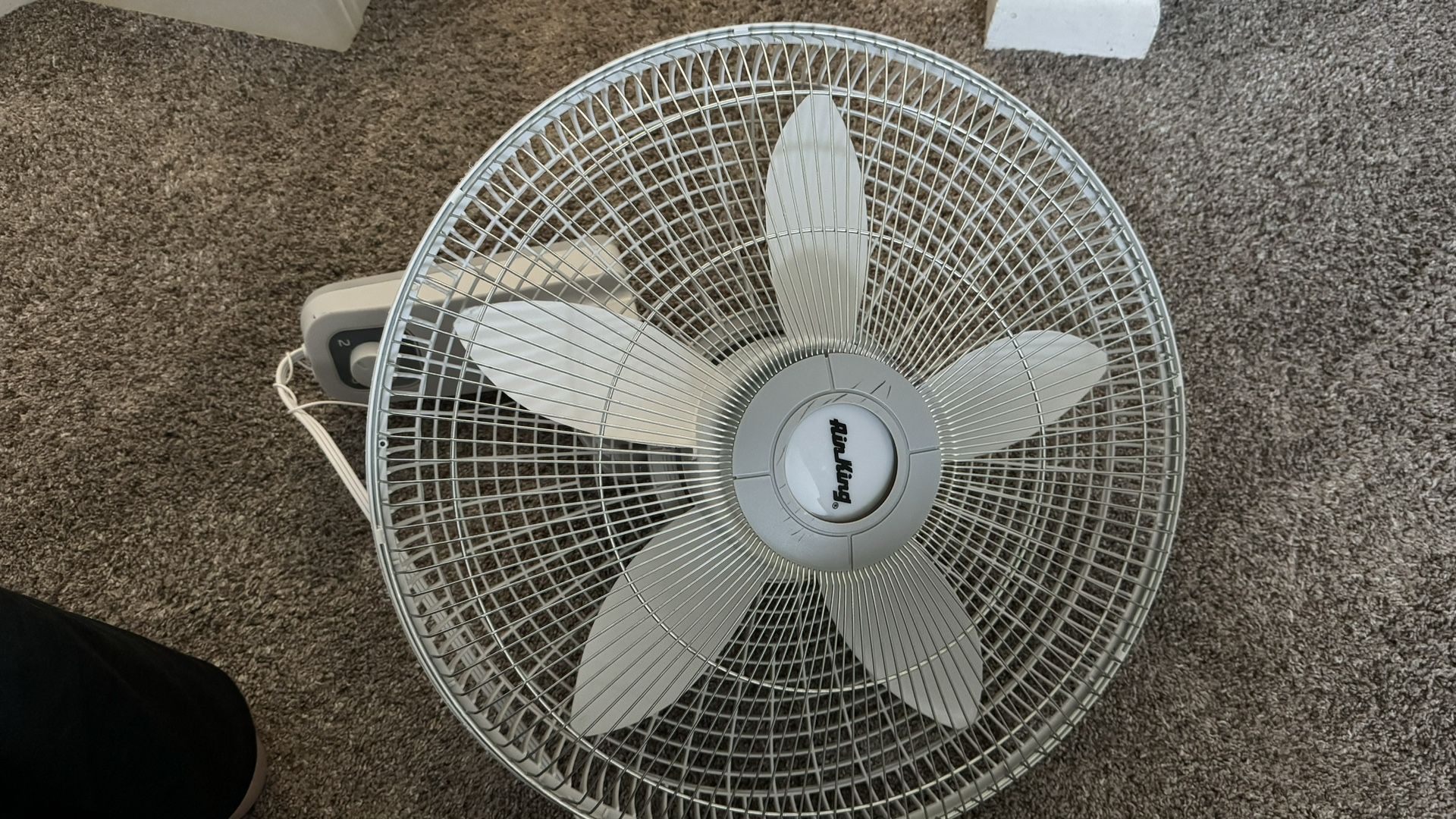Air King Wall Mount Fan 18 Inch
