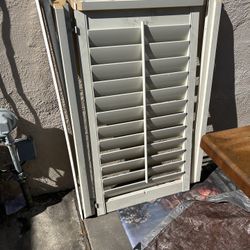 One Plantation Shutter 