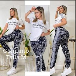 Conjunto de mono deportivo