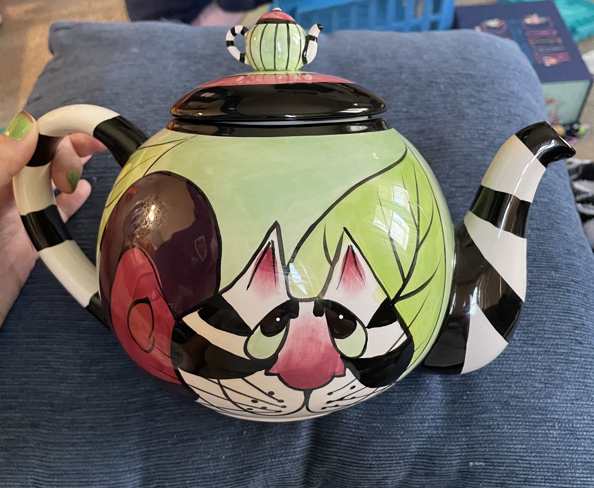 Blue Sky Cat Tea Pot