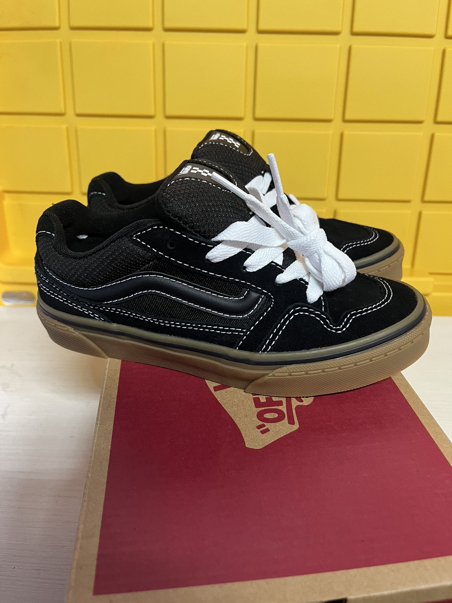 Boy's Fashion Sneakers Vans Caldrone Sneaker