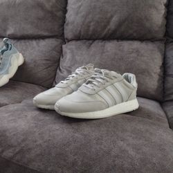 Adidas  I-5923 "Cloud White" Size 12.