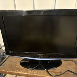 Samsung 30” tv FREE