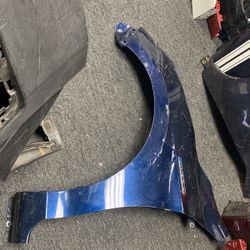 2013-2017 HONDA ACCORD HYBRID SEDAN OEM LEFT DRIVERS SIDE FENDER Blue color OEM